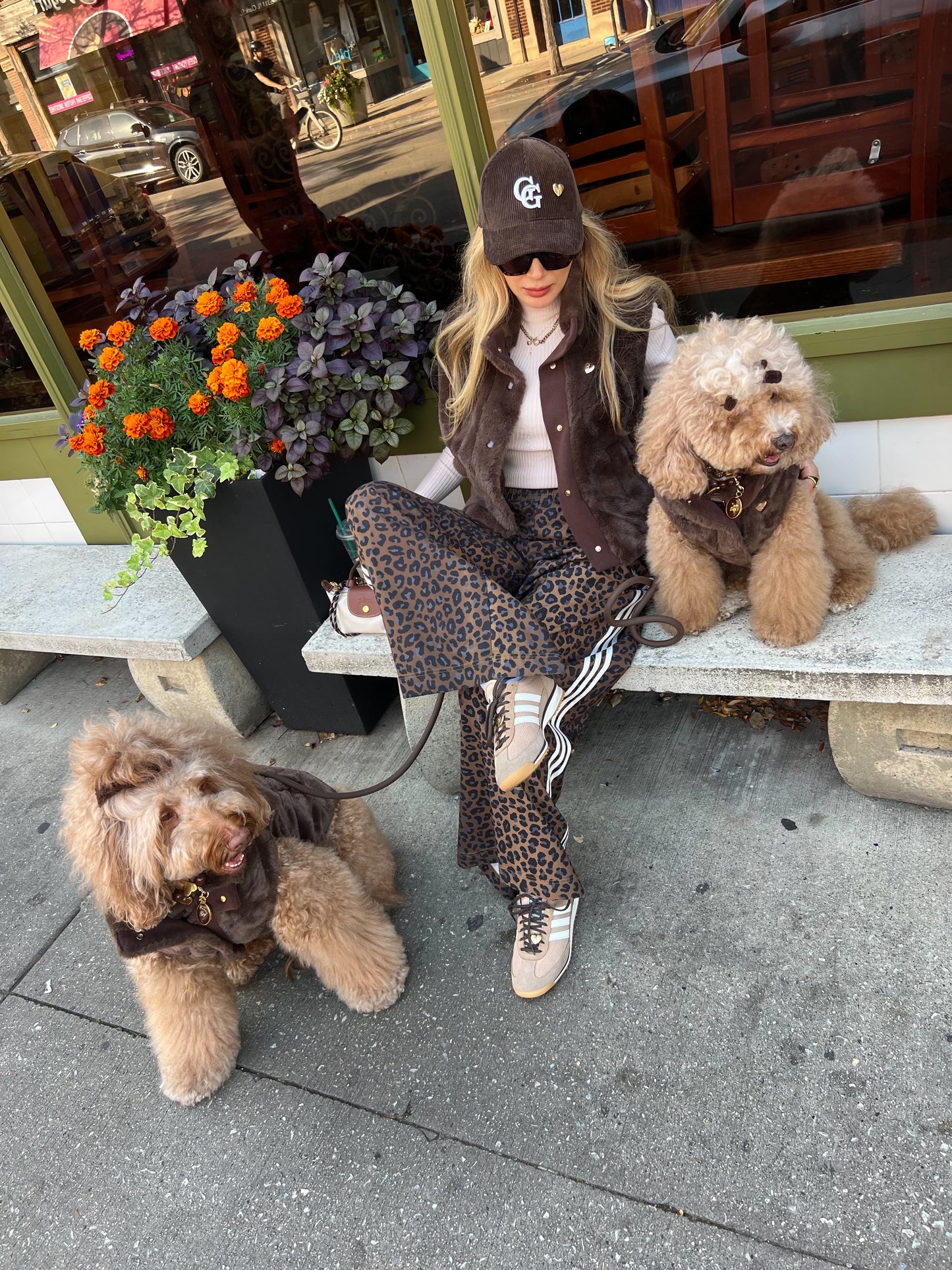 Furlowe Mocha Full Cozy Bundle