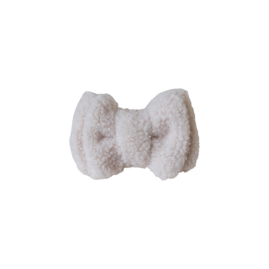 Cozy Cloud Jumbo Bowtie