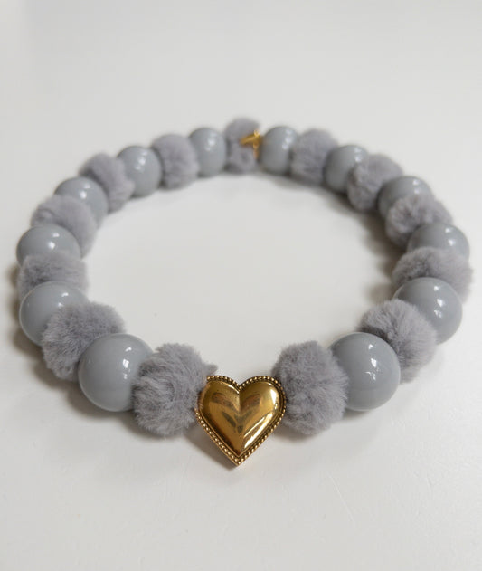 Pretty Fluffy Smoke Necklace