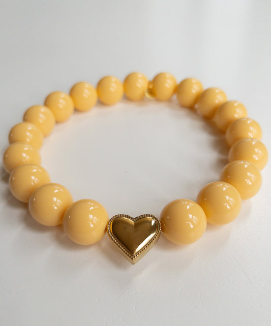 Pretty Custard Creme Necklace